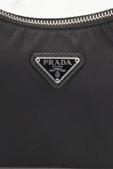 Prada Re-Edition 2005 Re-Nylon Shoulder Bag | Thumbnail 5 Prada Re-Edition 2005 Re-Nylon Shoulder Bag | Thumbnail 5