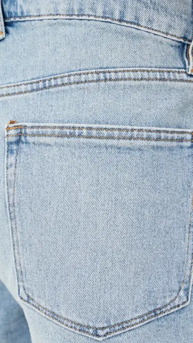 Good American Vintage Mid Shorts Indigo126 | Thumbnail 6 Good American Vintage Mid Shorts Indigo126 | Thumbnail 6