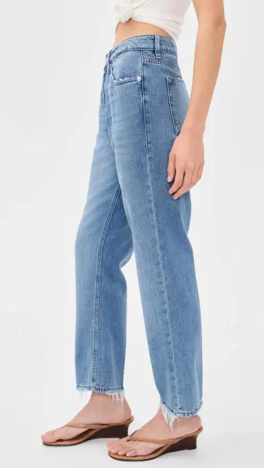 GOOD AMERICAN Weightless Boyfriend Jeans | Thumbnail 4 GOOD AMERICAN Weightless Boyfriend Jeans | Thumbnail 4