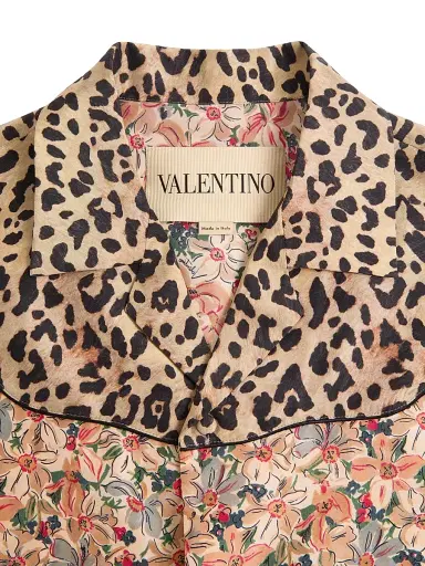 Valentino Garavani Men's Bowling Shirt in Silk Poplin and Papier Floral Prints | Thumbnail 7 Valentino Garavani Men's Bowling Shirt in Silk Poplin and Papier Floral Prints | Thumbnail 7