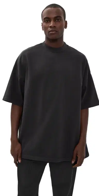 Fear of God ignature 90's Short Sleeve Tee Faded Black | Thumbnail 1 Fear of God ignature 90's Short Sleeve Tee Faded Black | Thumbnail 1