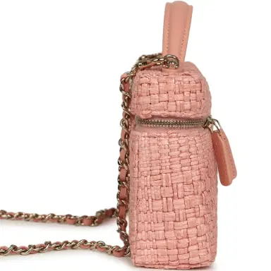 Chanel Chanel Top Handle Long Vanity Case with Chain Light Pink Braided Raffia Light Gold Hardware | Thumbnail 3 Chanel Chanel Top Handle Long Vanity Case with Chain Light Pink Braided Raffia Light Gold Hardware | Thumbnail 3