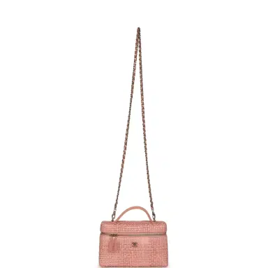 Chanel Chanel Top Handle Long Vanity Case with Chain Light Pink Braided Raffia Light Gold Hardware | Thumbnail 7 Chanel Chanel Top Handle Long Vanity Case with Chain Light Pink Braided Raffia Light Gold Hardware | Thumbnail 7