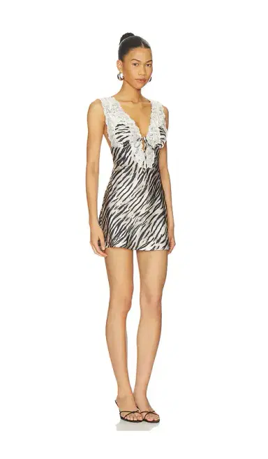 superdown Saanvi Mini Dress | Thumbnail 2 superdown Saanvi Mini Dress | Thumbnail 2