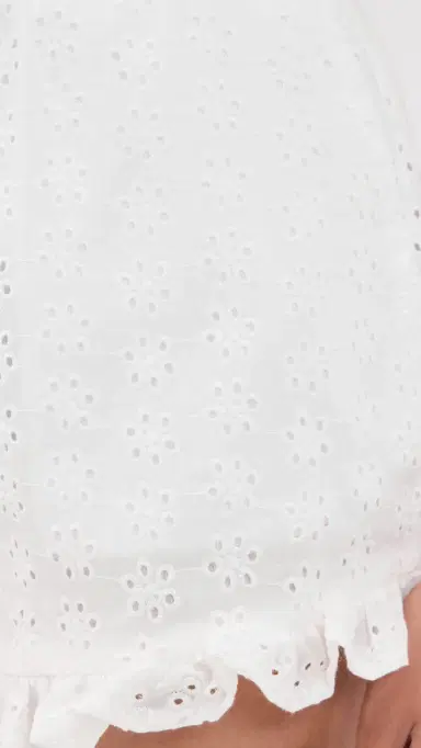 BLANKNYC Daisy Daze Shorts White | Thumbnail 6 BLANKNYC Daisy Daze Shorts White | Thumbnail 6