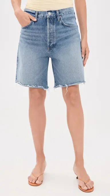 AGOLDE Indra Jean Shorts: Hip Slung Baggy Journal | Thumbnail 2 AGOLDE Indra Jean Shorts: Hip Slung Baggy Journal | Thumbnail 2