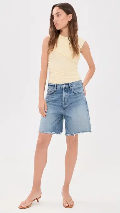 AGOLDE Indra Jean Shorts: Hip Slung Baggy Journal | Thumbnail 5 AGOLDE Indra Jean Shorts: Hip Slung Baggy Journal | Thumbnail 5