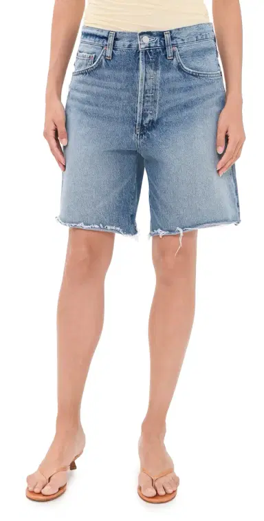 AGOLDE Indra Jean Shorts: Hip Slung Baggy Journal | Thumbnail 1 AGOLDE Indra Jean Shorts: Hip Slung Baggy Journal | Thumbnail 1