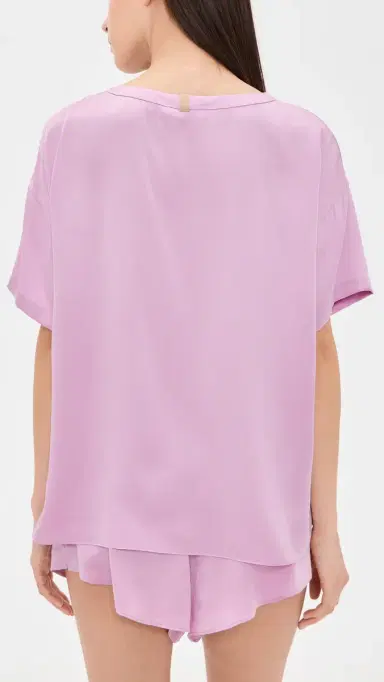 Lunya Washable ilk Tee and Shorts Pajama et Lilac Bloom | Thumbnail 3 Lunya Washable ilk Tee and Shorts Pajama et Lilac Bloom | Thumbnail 3