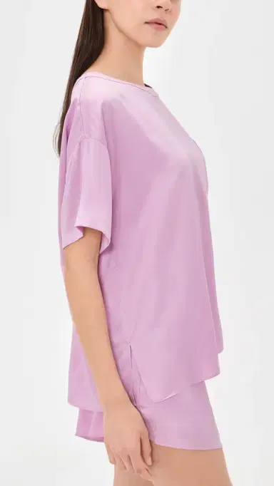 Lunya Washable ilk Tee and Shorts Pajama et Lilac Bloom | Thumbnail 4 Lunya Washable ilk Tee and Shorts Pajama et Lilac Bloom | Thumbnail 4