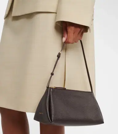 Calvin Klein Collection Aurelis Small leather shoulder bag | Thumbnail 5 Calvin Klein Collection Aurelis Small leather shoulder bag | Thumbnail 5