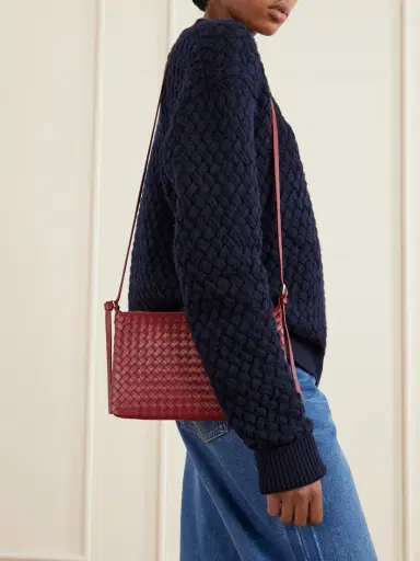 Bottega Veneta Intrecciato Piccolo Leather Medium Pouch | Thumbnail 2 Bottega Veneta Intrecciato Piccolo Leather Medium Pouch | Thumbnail 2