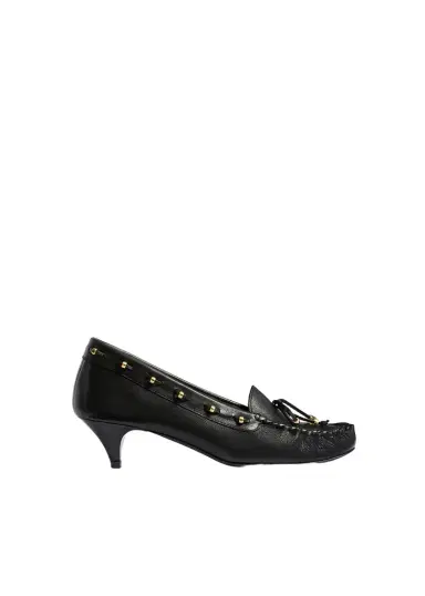 Khaite Milly Pump In Black Pebbled Leather | Thumbnail 1 Khaite Milly Pump In Black Pebbled Leather | Thumbnail 1
