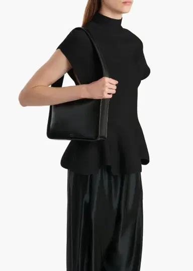 Khaite Lori Squared Bag In Black Crackle Patent Leather | Thumbnail 4 Khaite Lori Squared Bag In Black Crackle Patent Leather | Thumbnail 4