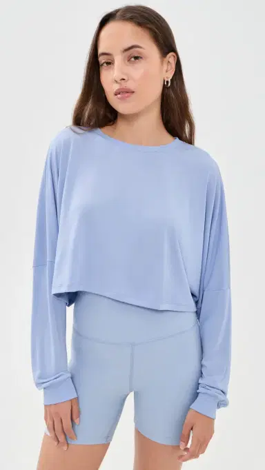 Beyond Yoga Studio Luxe Cropped Tee Pastel Periwinkle M | Thumbnail 2 Beyond Yoga Studio Luxe Cropped Tee Pastel Periwinkle M | Thumbnail 2