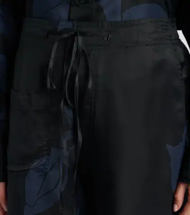 Victoria Beckham Floral twill cargo pants | Thumbnail 3 Victoria Beckham Floral twill cargo pants | Thumbnail 3