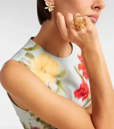 Oscar de la Renta Hibiscus Flower ring | Thumbnail 5 Oscar de la Renta Hibiscus Flower ring | Thumbnail 5