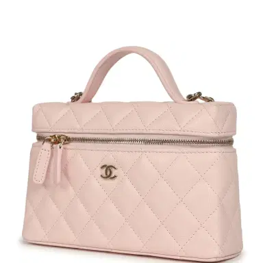 Chanel Chanel Top Handle Long Vanity Case with Chain Light Pink Shiny Caviar Light Gold Hardware | Thumbnail 5 Chanel Chanel Top Handle Long Vanity Case with Chain Light Pink Shiny Caviar Light Gold Hardware | Thumbnail 5