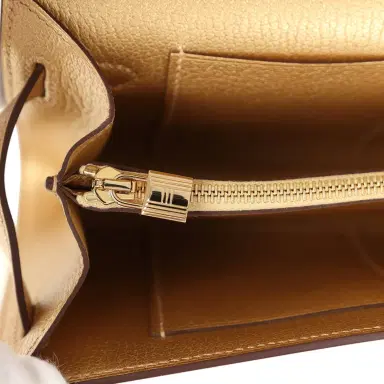 HERMÈS Hermes Kelly Wallet To Go Dore Chevre Chamkilight Permabrass Hardware | Thumbnail 9 HERMÈS Hermes Kelly Wallet To Go Dore Chevre Chamkilight Permabrass Hardware | Thumbnail 9