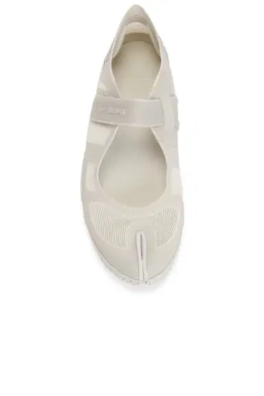 NikeSKIMS Rift Mesh Sneaker | Thumbnail 4 NikeSKIMS Rift Mesh Sneaker | Thumbnail 4