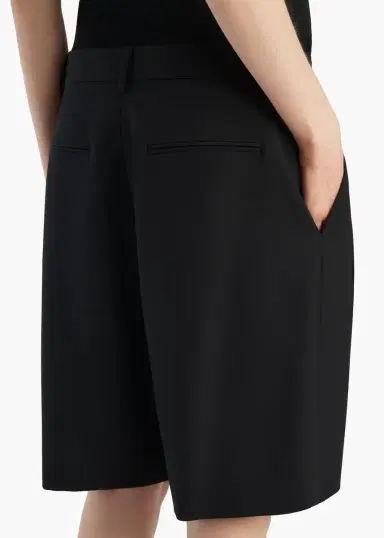 Khaite Auggie Short In Black Wool | Thumbnail 6 Khaite Auggie Short In Black Wool | Thumbnail 6