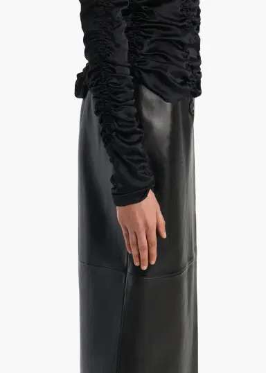 Khaite Rory Top In Black | Thumbnail 5 Khaite Rory Top In Black | Thumbnail 5