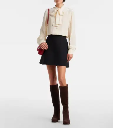 Valentino Garavani Fawcette VLogo suede knee-high boots | Thumbnail 5 Valentino Garavani Fawcette VLogo suede knee-high boots | Thumbnail 5