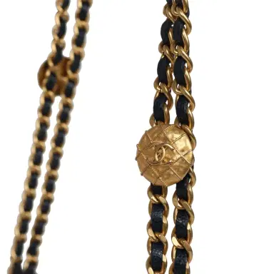 Chanel Chanel "Twist Your Buttons" Wallet On Chain WOC Navy Blue Shiny Caviar Antique Gold Hardware | Thumbnail 8 Chanel Chanel "Twist Your Buttons" Wallet On Chain WOC Navy Blue Shiny Caviar Antique Gold Hardware | Thumbnail 8