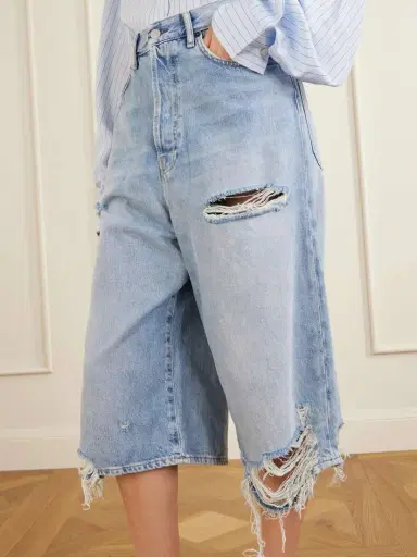 Acne Studios Judda U Light Crow Distressed Mid-rise Wide-leg Shorts | Thumbnail 4 Acne Studios Judda U Light Crow Distressed Mid-rise Wide-leg Shorts | Thumbnail 4