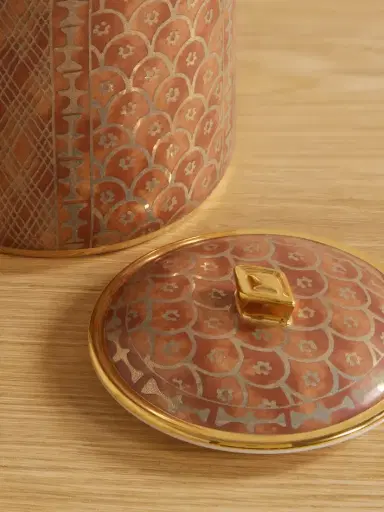 L'Objet Ashanti Large Gold-plated Earthenware Canister | Thumbnail 3 L'Objet Ashanti Large Gold-plated Earthenware Canister | Thumbnail 3