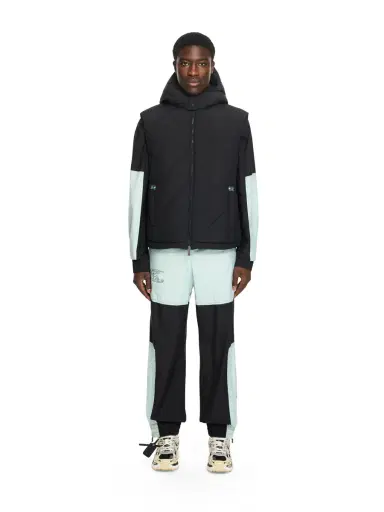 Off-White Arrow Diagonal Puffer Vest | Thumbnail 2 Off-White Arrow Diagonal Puffer Vest | Thumbnail 2