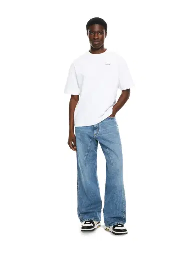 Off-White Half Arrow Twist Slouchy Jeans | Thumbnail 2 Off-White Half Arrow Twist Slouchy Jeans | Thumbnail 2