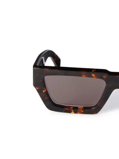 Off-White Manchester Sunglasses | Thumbnail 4 Off-White Manchester Sunglasses | Thumbnail 4