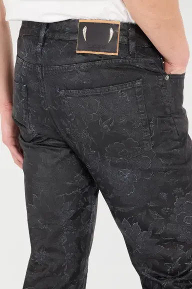 Roberto Cavalli Jeans With Floral Pattern And Discoloration | Thumbnail 5 Roberto Cavalli Jeans With Floral Pattern And Discoloration | Thumbnail 5