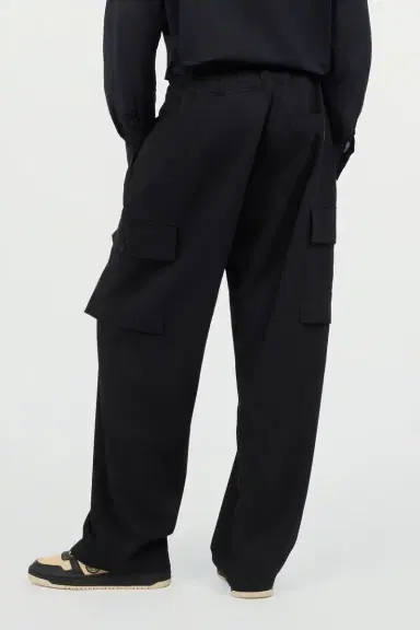 Roberto Cavalli Pants With Cargo Pockets | Thumbnail 3 Roberto Cavalli Pants With Cargo Pockets | Thumbnail 3