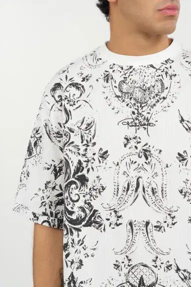 Roberto Cavalli White T-shirt with Ornamental Design | Thumbnail 4 Roberto Cavalli White T-shirt with Ornamental Design | Thumbnail 4
