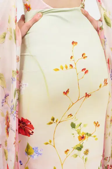 Roberto Cavalli Miami Flowers Sarong | Thumbnail 6 Roberto Cavalli Miami Flowers Sarong | Thumbnail 6