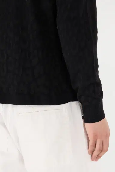 Roberto Cavalli Jaguar Skin Long-Sleeved Knitted Polo | Thumbnail 5 Roberto Cavalli Jaguar Skin Long-Sleeved Knitted Polo | Thumbnail 5