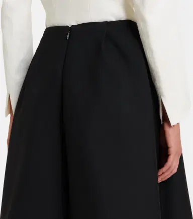 The Row Fauna virgin wool Bermuda shorts | Thumbnail 5 The Row Fauna virgin wool Bermuda shorts | Thumbnail 5