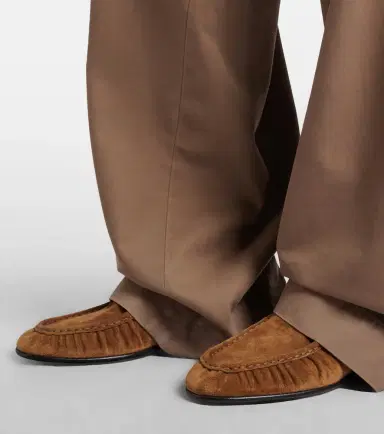 The Row Soft Mocassin Two suede loafers | Thumbnail 5 The Row Soft Mocassin Two suede loafers | Thumbnail 5