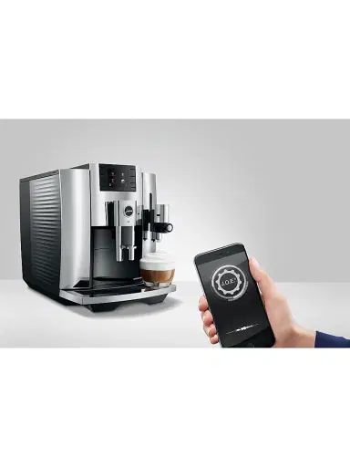 Jura E8 Coffee Maker - Chrome | Thumbnail 5 Jura E8 Coffee Maker - Chrome | Thumbnail 5