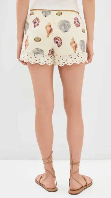 Bailey Rose hell Mini Shorts Cream | Thumbnail 3 Bailey Rose hell Mini Shorts Cream | Thumbnail 3