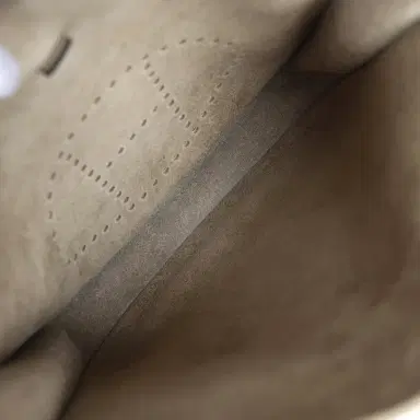 HERMÈS Pre-owned Hermes Evelyne III PM Beige Marfa Clemence Palladium Hardware | Thumbnail 8 HERMÈS Pre-owned Hermes Evelyne III PM Beige Marfa Clemence Palladium Hardware | Thumbnail 8