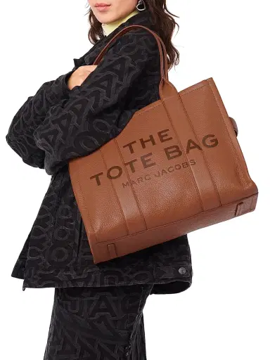 Marc Jacobs Women's The Large Leather Tote - Argan Oil | Thumbnail 2 Marc Jacobs Women's The Large Leather Tote - Argan Oil | Thumbnail 2