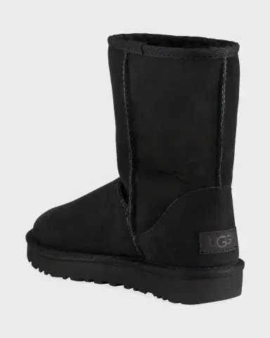 UGG Classic Short II Boots | Thumbnail 3 UGG Classic Short II Boots | Thumbnail 3