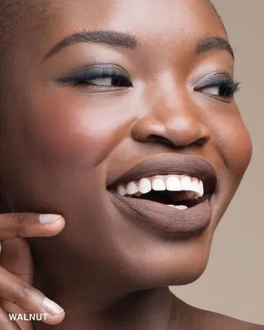 Bobbi Brown Skin Foundation Stick | Thumbnail 3 Bobbi Brown Skin Foundation Stick | Thumbnail 3