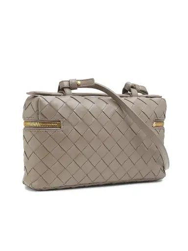 Bottega Veneta Women's Bang Bang Intrecciato Leather Crossbody Vanity Case Bag | Thumbnail 3 Bottega Veneta Women's Bang Bang Intrecciato Leather Crossbody Vanity Case Bag | Thumbnail 3