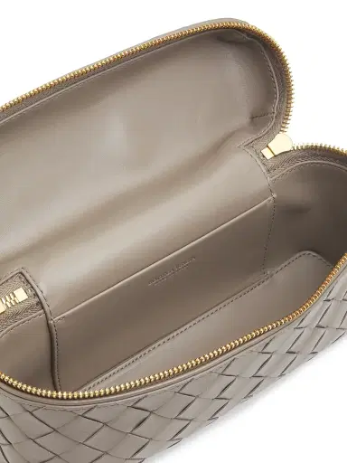 Bottega Veneta Women's Bang Bang Intrecciato Leather Crossbody Vanity Case Bag | Thumbnail 4 Bottega Veneta Women's Bang Bang Intrecciato Leather Crossbody Vanity Case Bag | Thumbnail 4