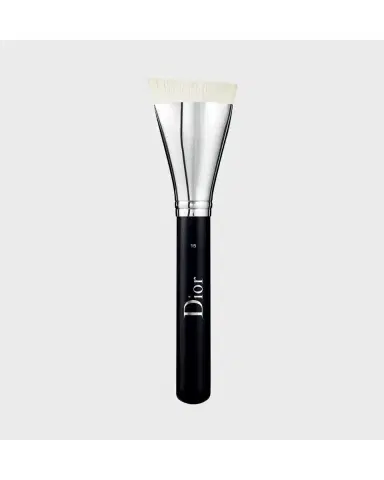 Dior Backstage Contouring Brush | Thumbnail 2 Dior Backstage Contouring Brush | Thumbnail 2