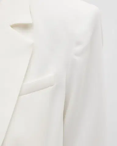 Cinq a Sept Khloe Crepe 3/4-Sleeve Blazer | Thumbnail 5 Cinq a Sept Khloe Crepe 3/4-Sleeve Blazer | Thumbnail 5
